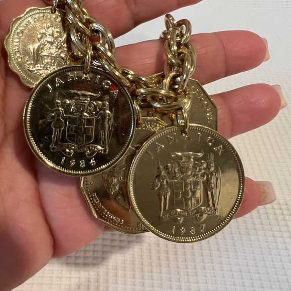 Franklin Mint Golden Caribbean Coins Necklace - Picture 9 of 10